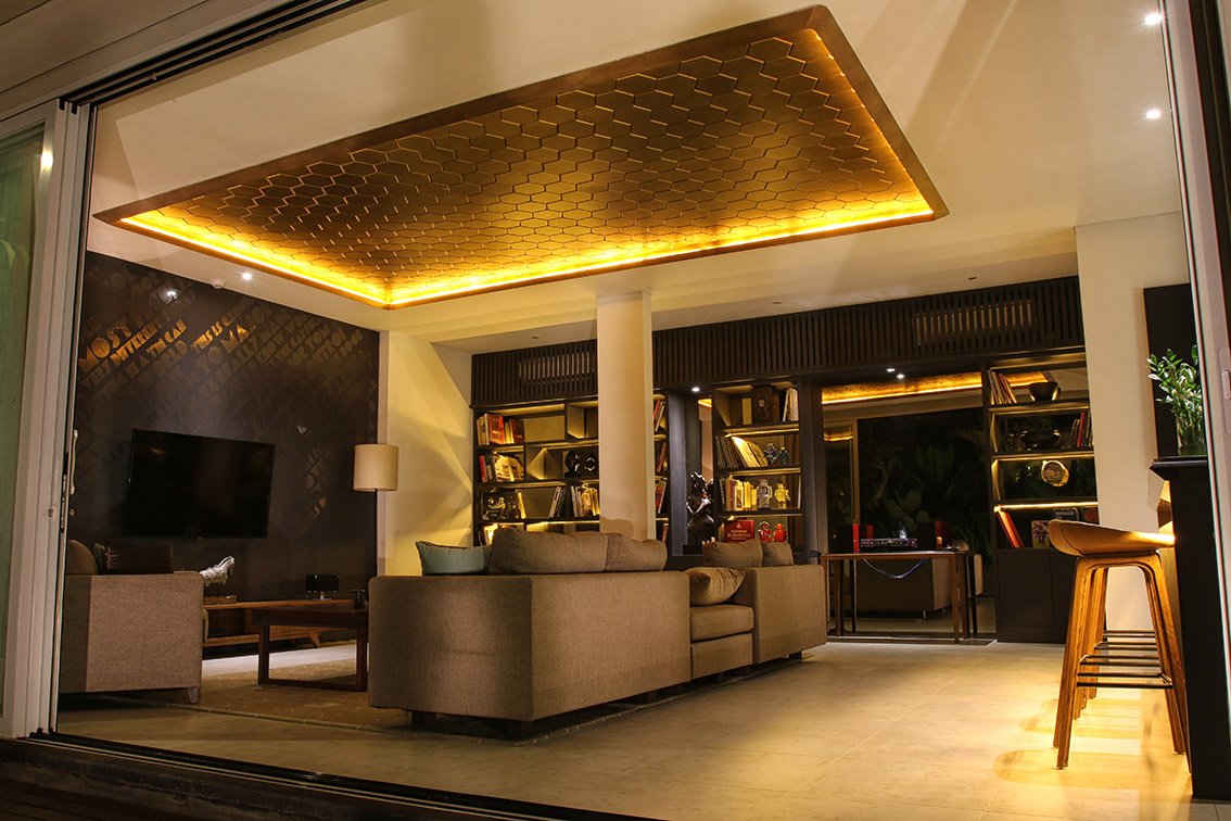 Beds Rent Seminyak Spacious Green Yearly