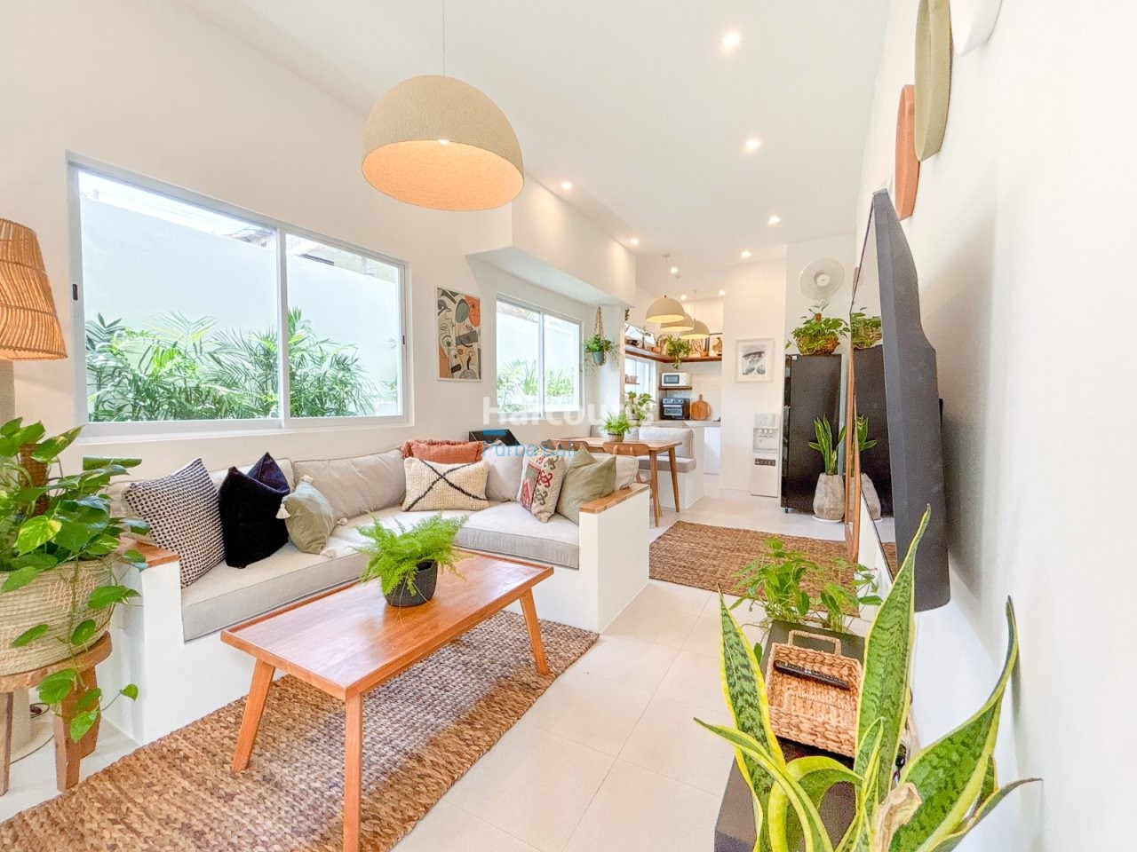 Berawa Leasehold Villa Woven Rugs Light Sectional Sofa