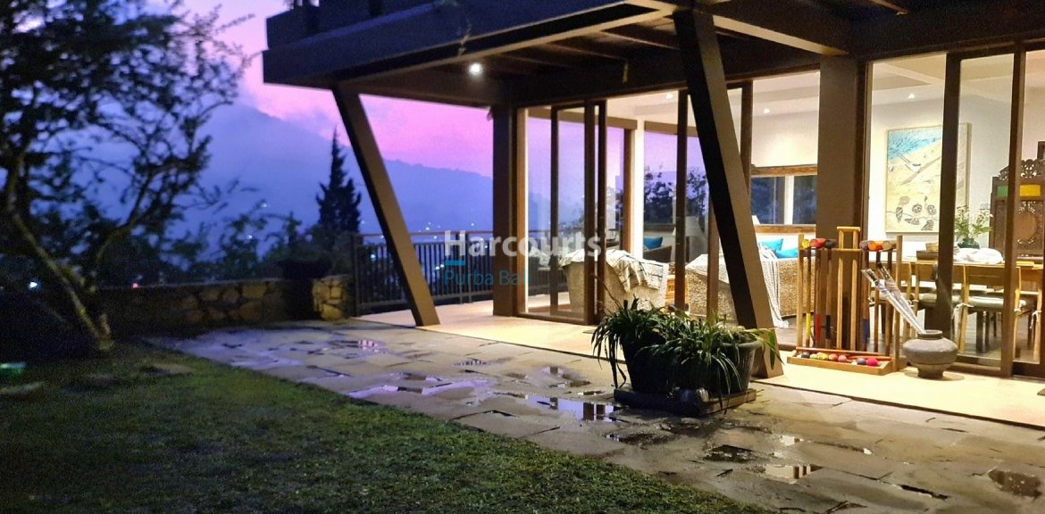 Freehold Bali Villa Beratan Lake View Terrace