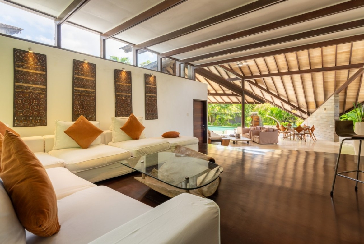 Gated Seminyak Modern Holiday Villa Bed