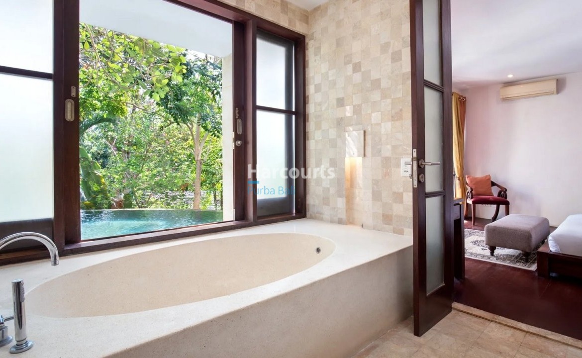 Jimbaran Hill Bali Villa For Sale