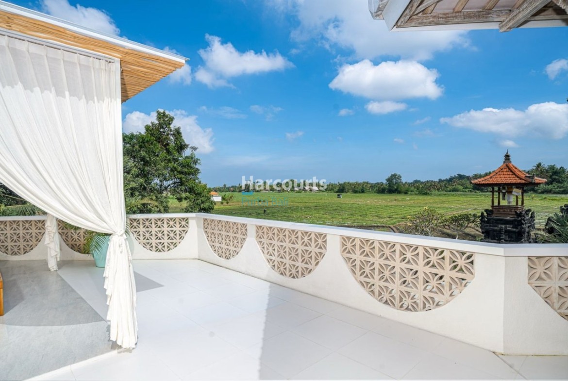 Office Through Seamless