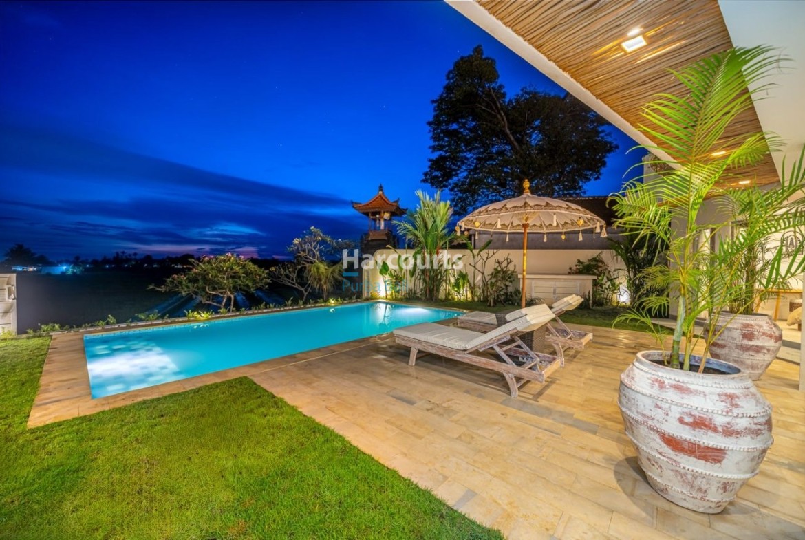 Private Glazing From Garden