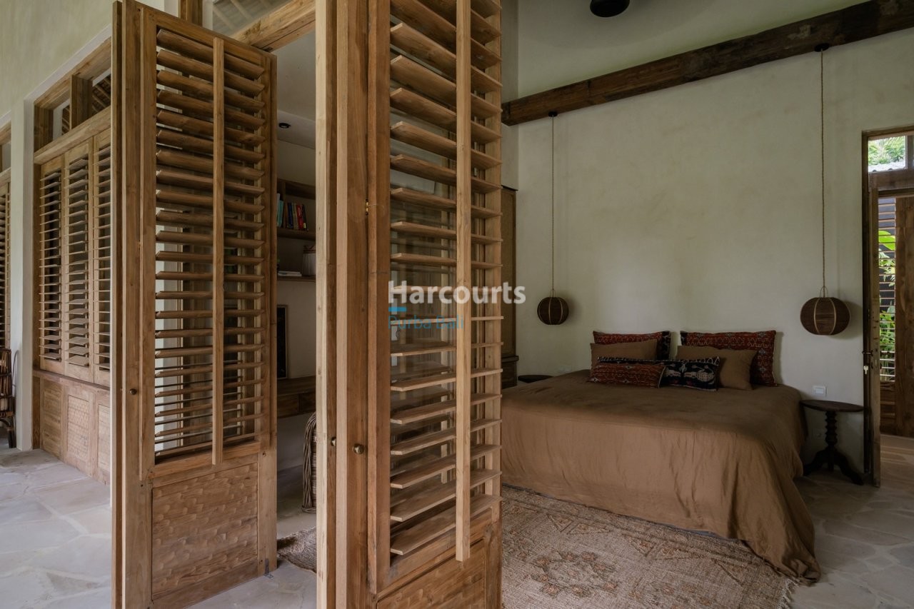 Set Tranquil Village Kaba Holiday Rental