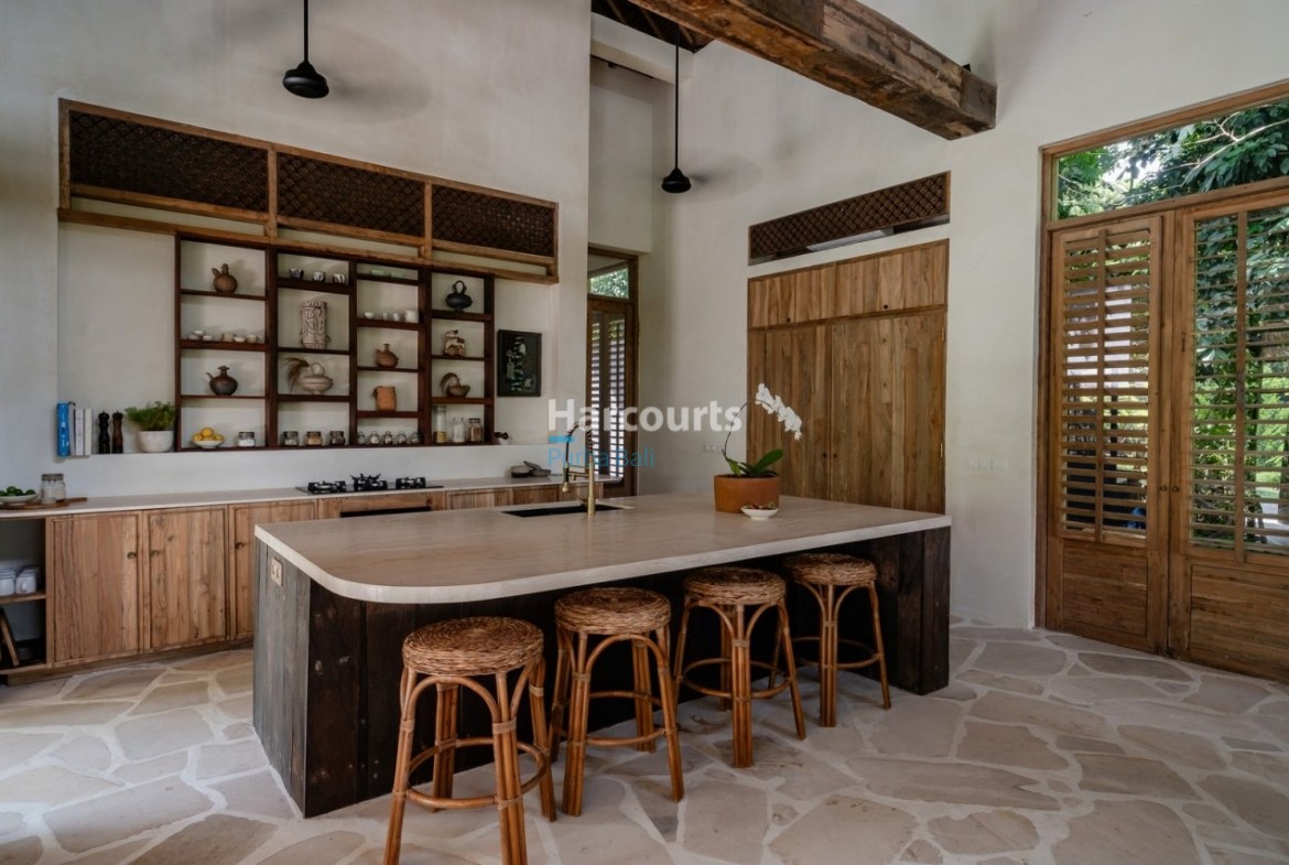 Set Tranquil Village Kaba Leasehold Opportunity