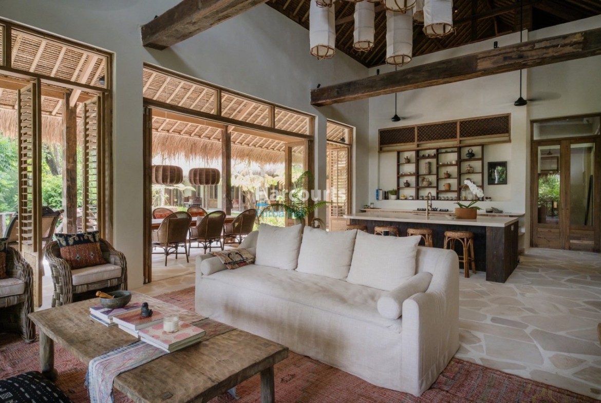 Set Tranquil Village Kaba Tropical Modern