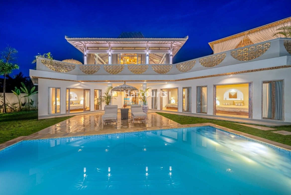 Turnkey Parking From Garden