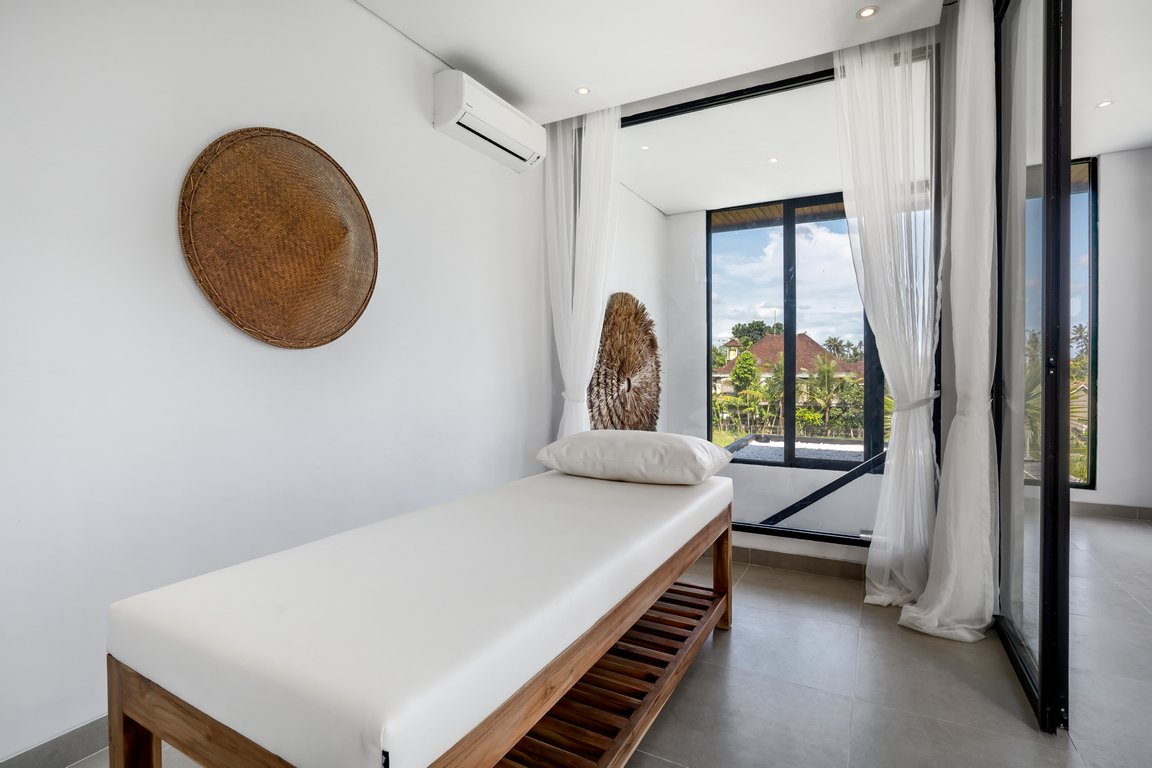 View Feature Private Living Coffee Table