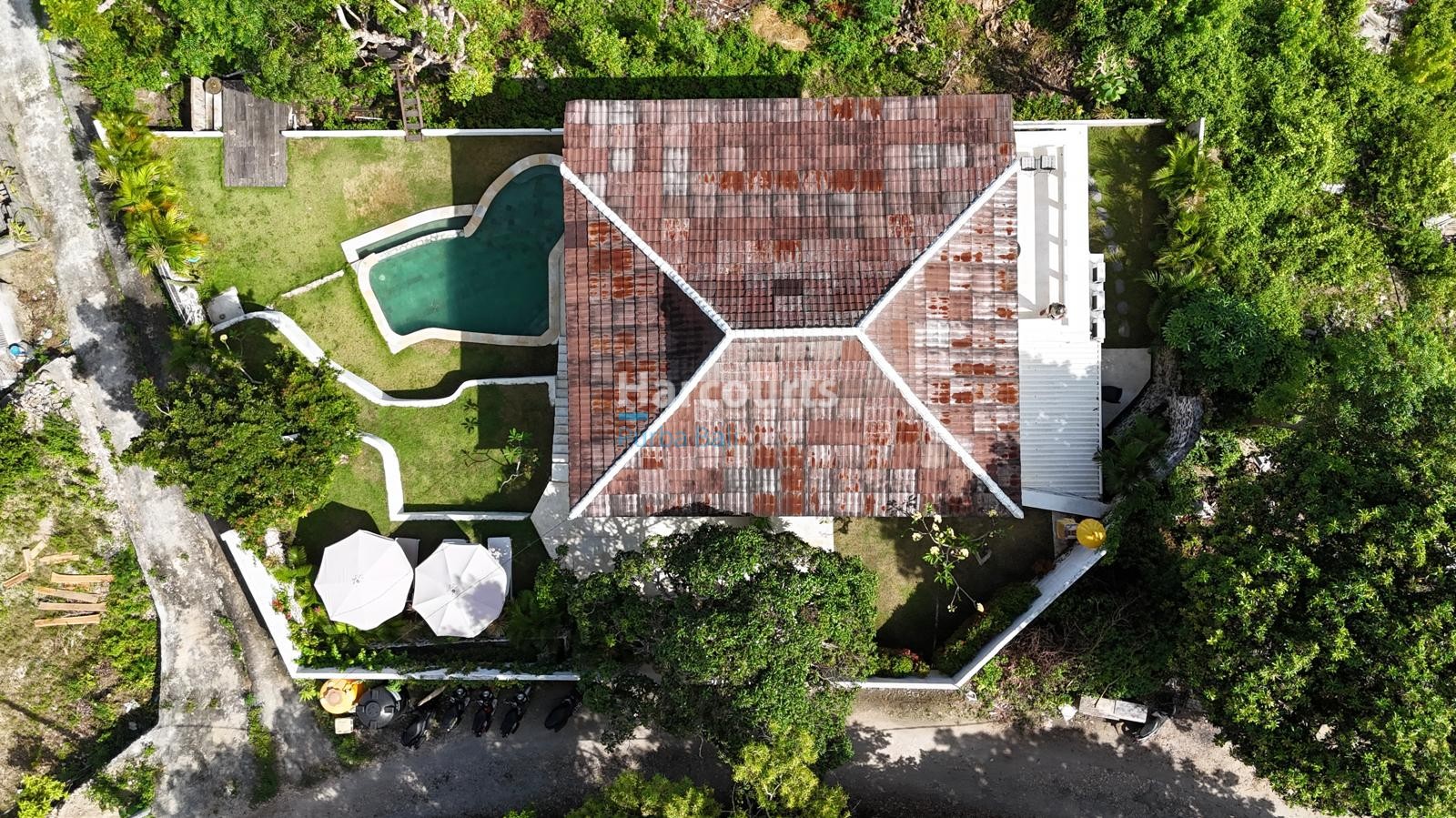 opportunity-purchase-beautiful-level4-tropical-modern