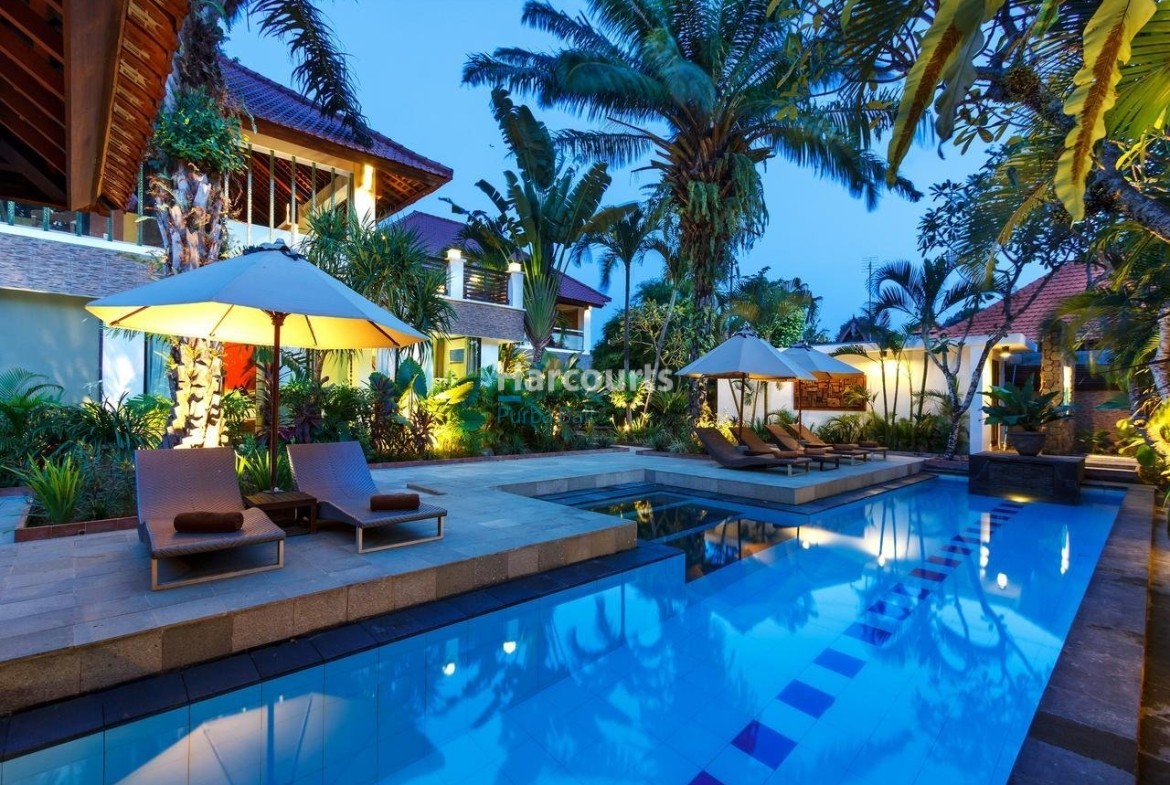 Escape Magnificent Prestigious Luxury Freehold Ownership