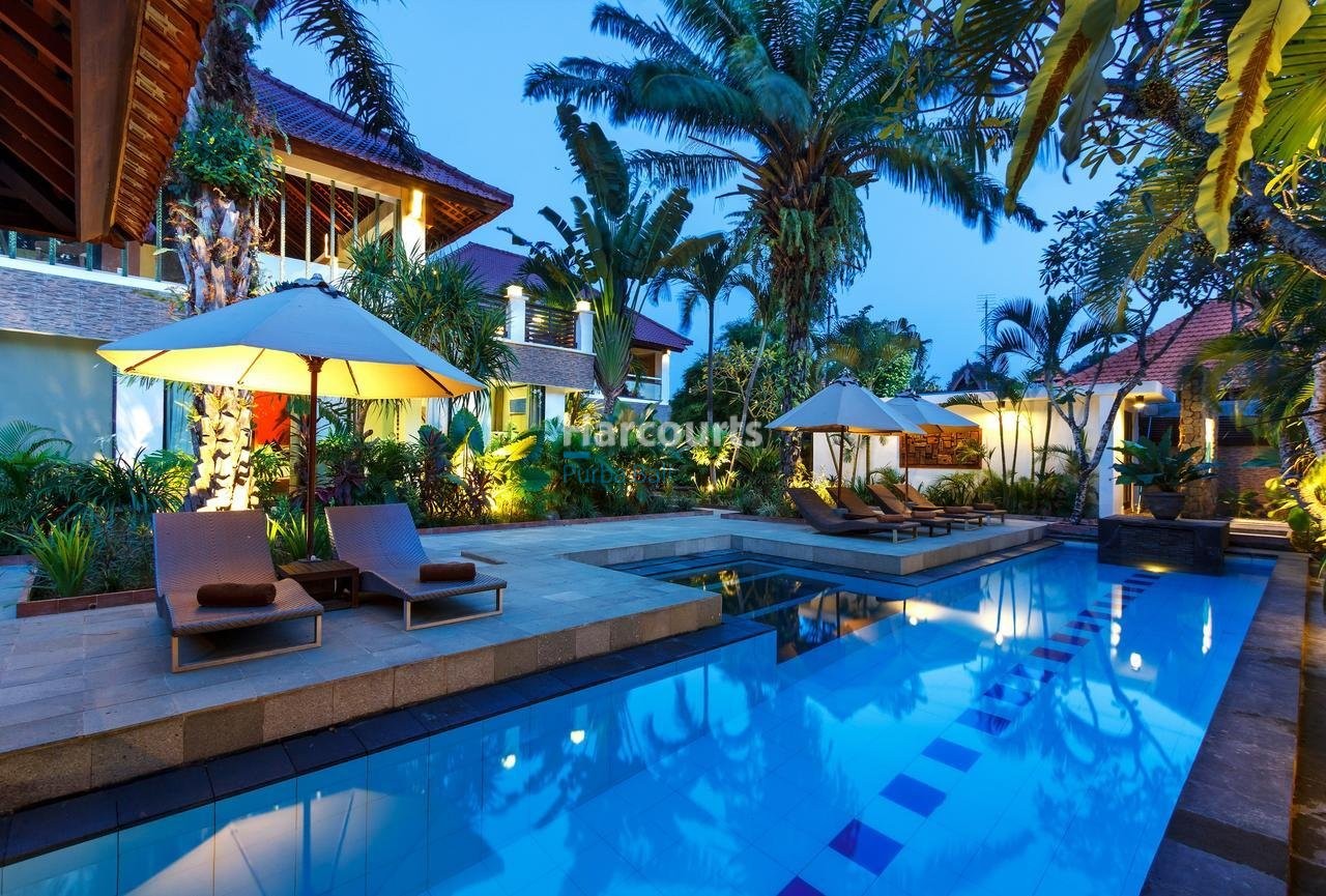 Escape Magnificent Prestigious Luxury Freehold Ownership