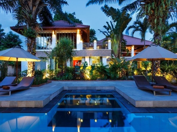 Escape Magnificent Prestigious Luxury Property Investment