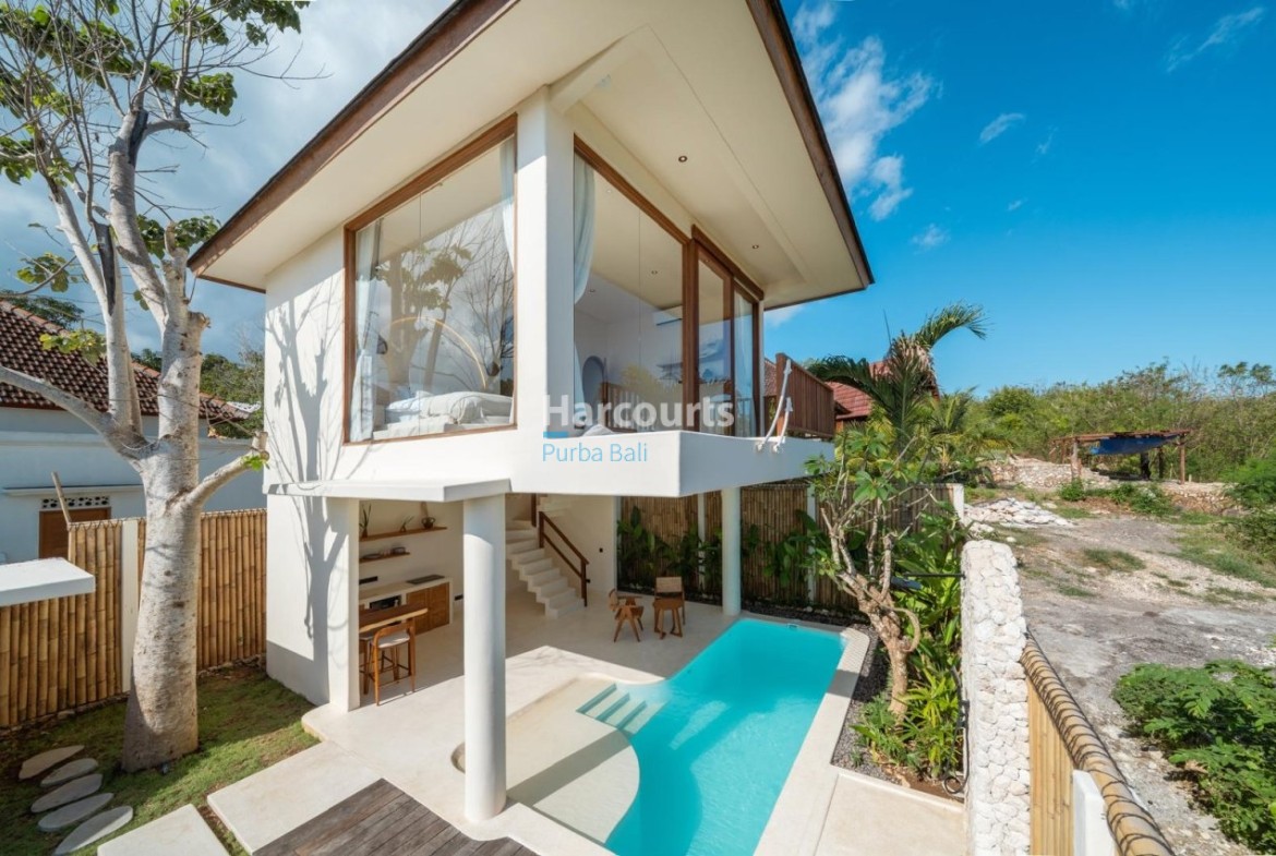 Lucrative Opportunity Enter Soaring Luxury Living 1