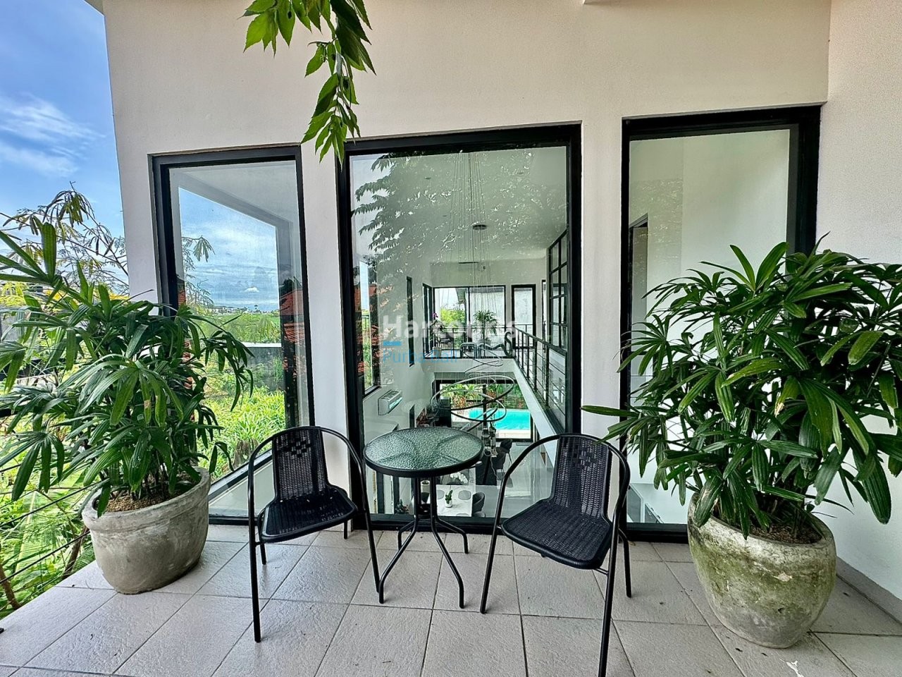 Modern Sanctuary Panoramic Rice Breeze