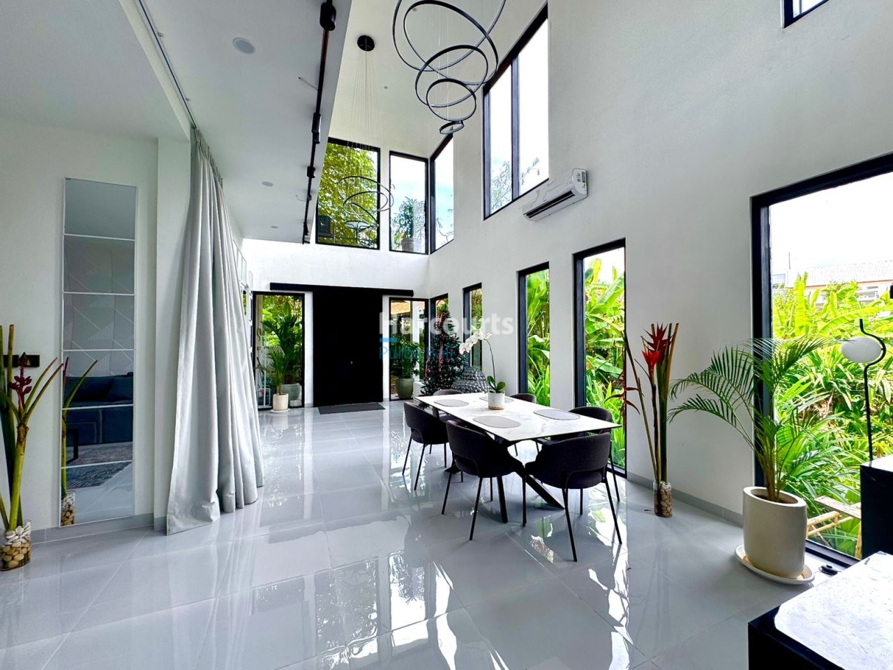 Modern Sanctuary Panoramic Rice Luxury Living