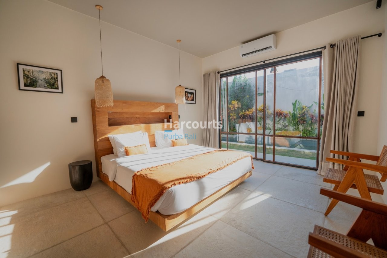 Newly Constructed Fully Furnished Tropical Modern