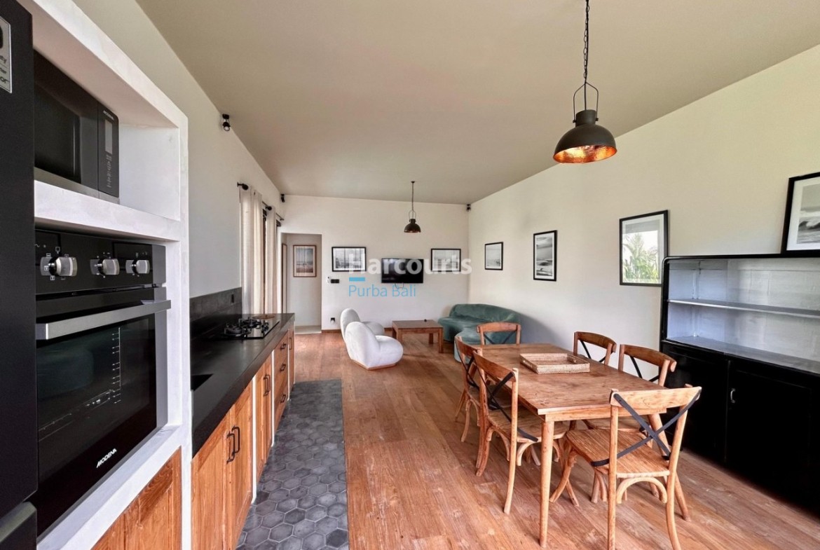 Set Quiet Sought After Enclave Holiday Rental