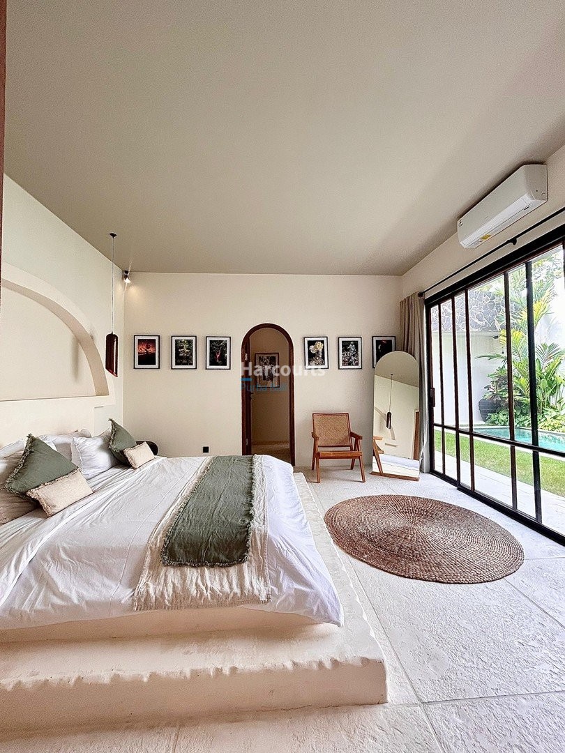 Set Quiet Sought After Enclave Property Investment