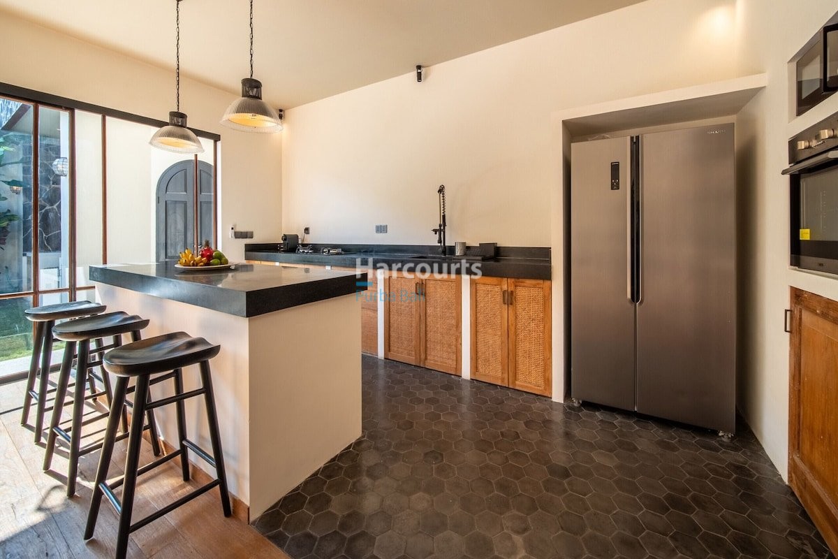 Set Sought After Umalas This For Sale