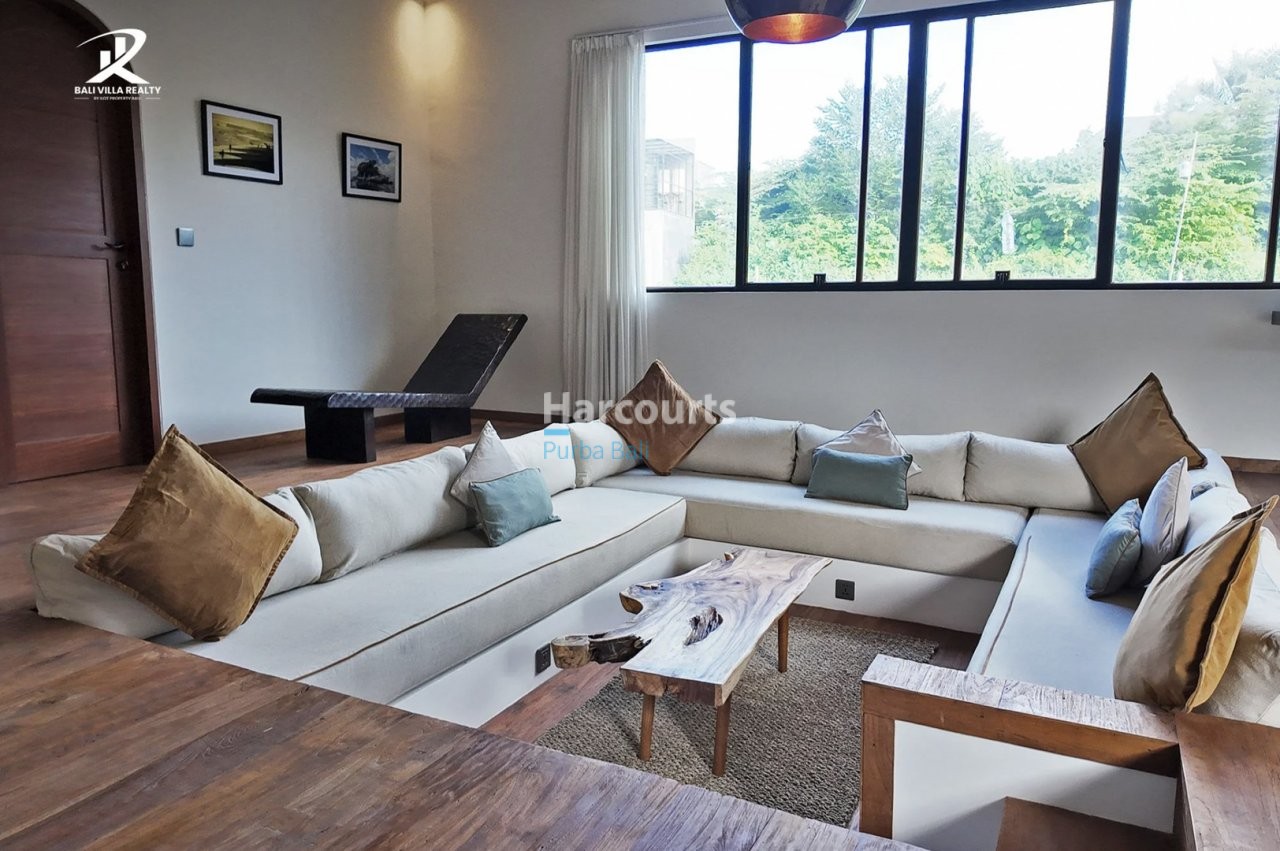 Set Sought After Umalas This Leasehold Opportunity