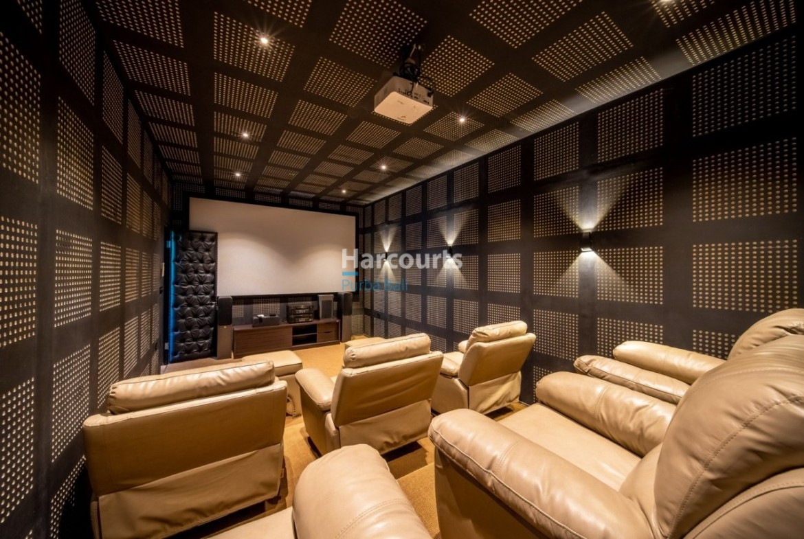 Set Tranquil Heart Umalas Luxury Living