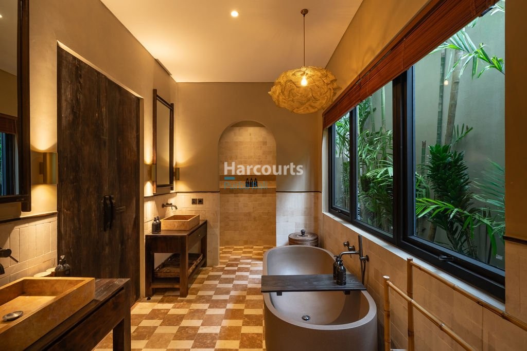 Set Within One Areas Ocean Breeze