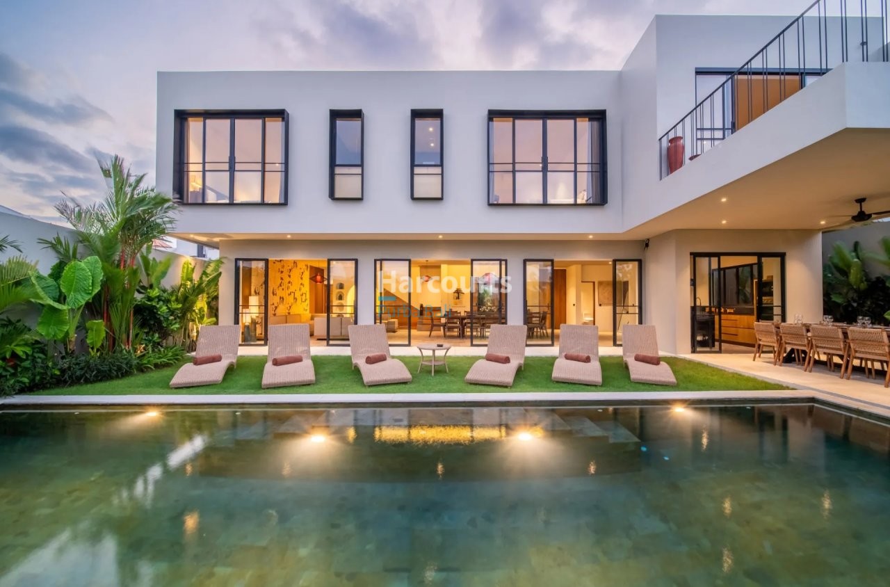 Umalas Brand New Fully Furnished Tropical Modern