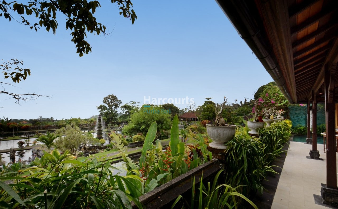 First Time Years Property Tropical Modern