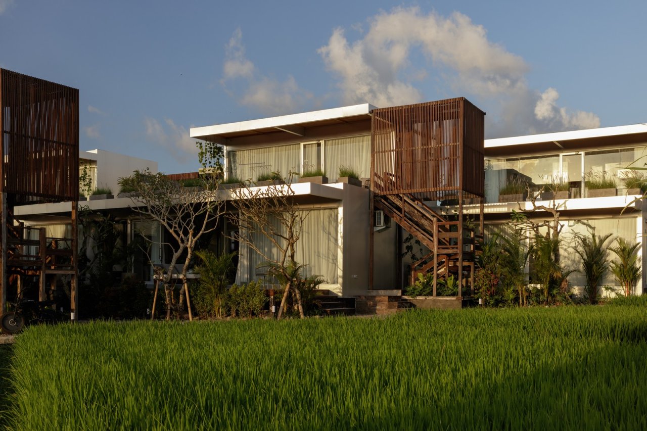 Located Emerging Creative Hub Holiday Rental