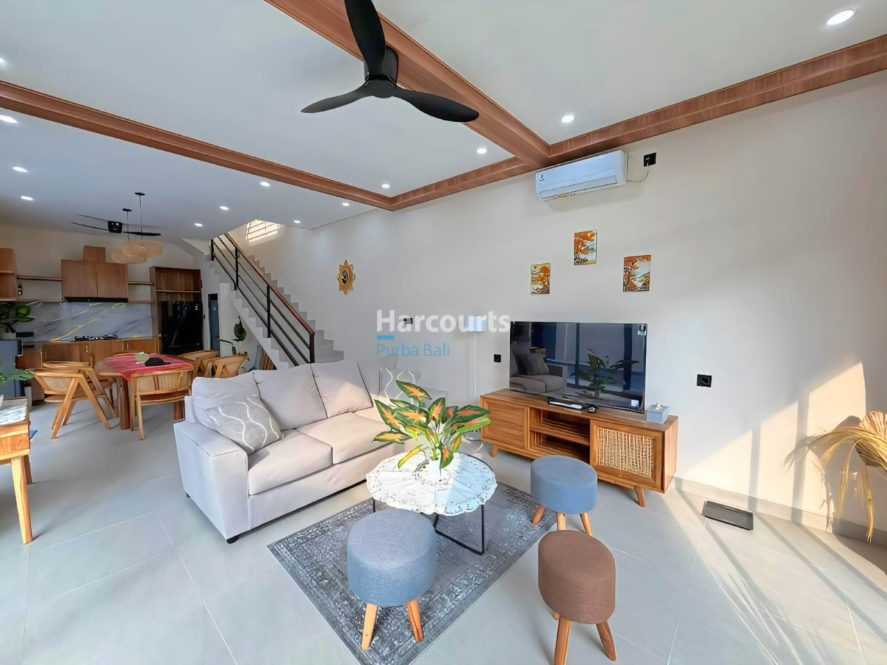 Located Sought After Coastal Town Freehold Ownership