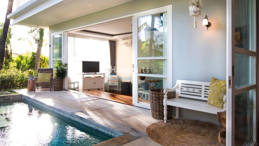 One Three Architecturally Designed Villas Ricefield View