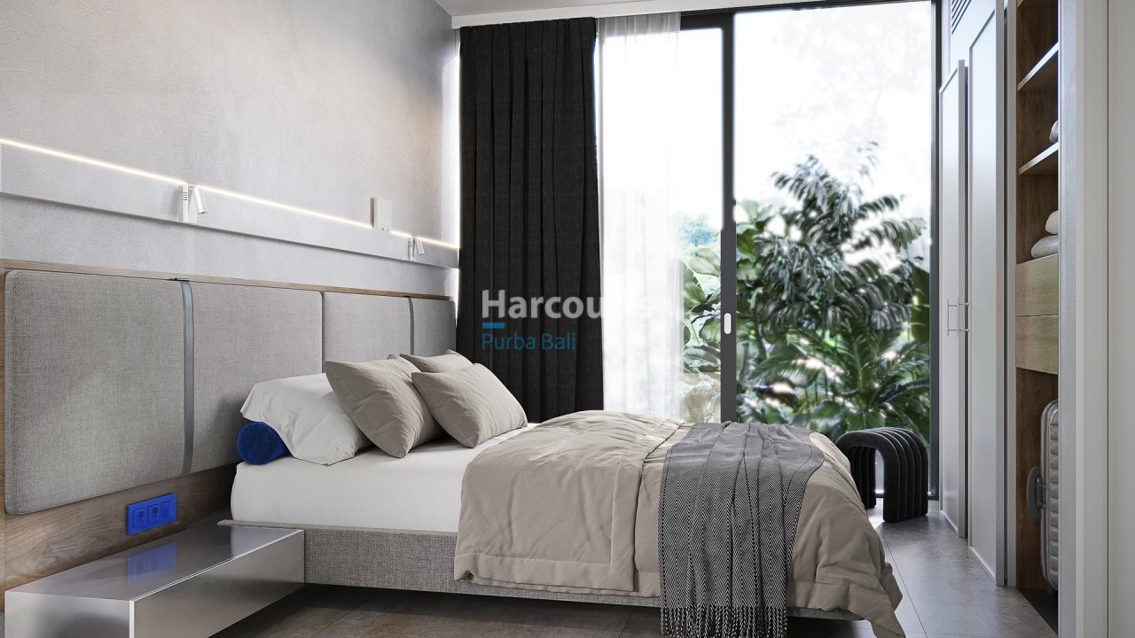 Set Creative Coastal Hub Tropical Modern