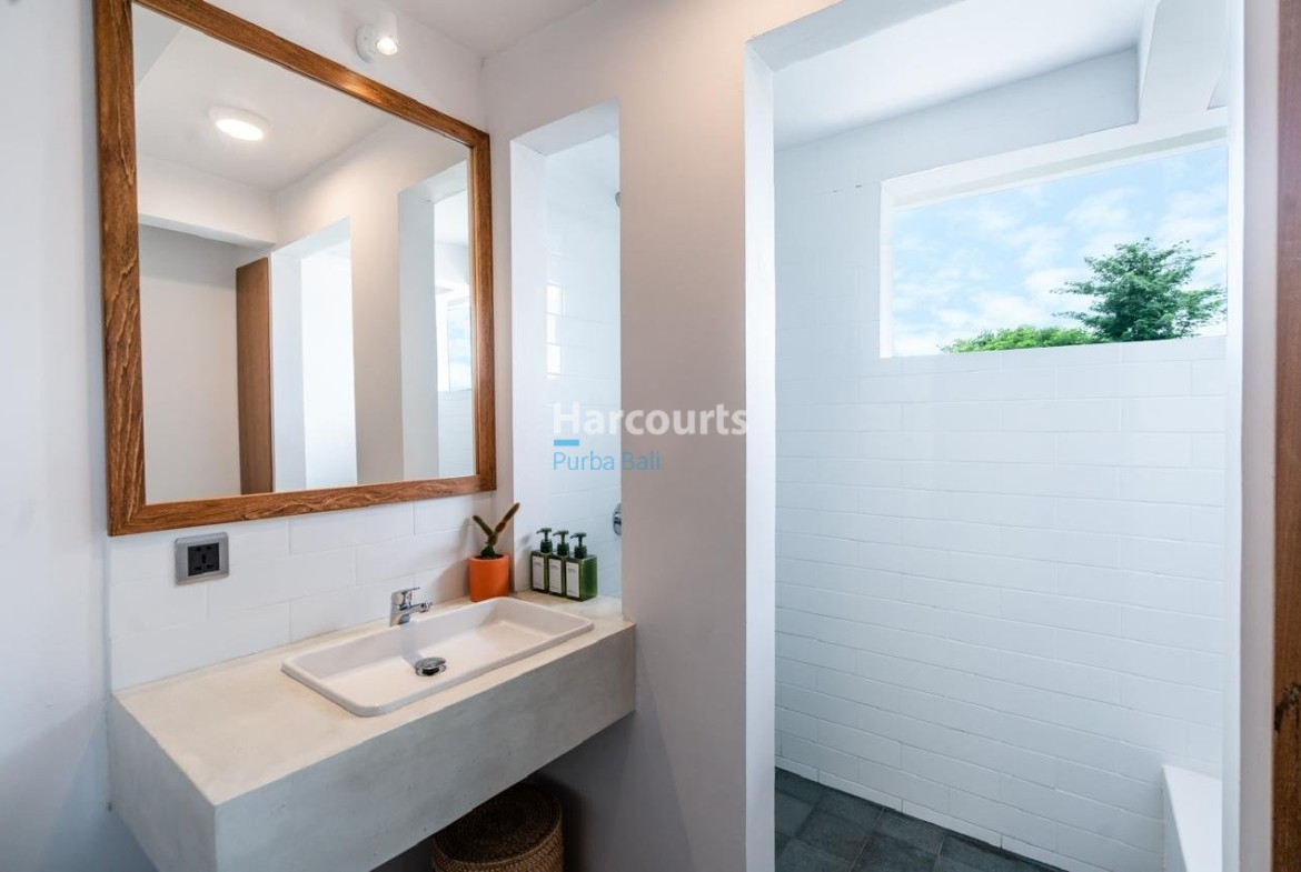 Boutique 3 Villa Leasehold Complex Leasehold Opportunity