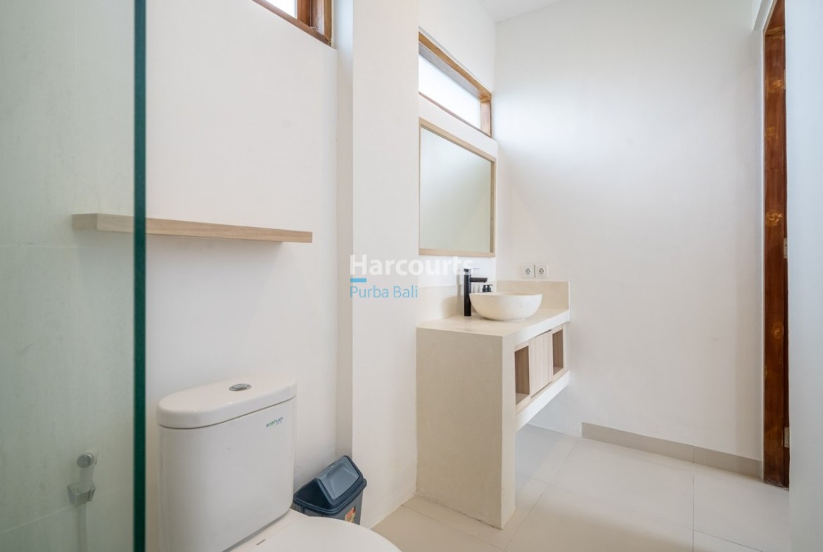 Contemporary 2br Leasehold Villa Leasehold Opportunity