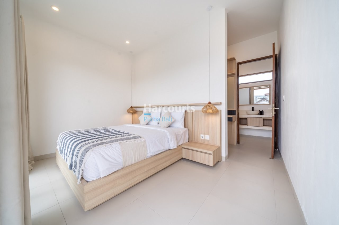 Contemporary 2br Leasehold Villa Luxury Living