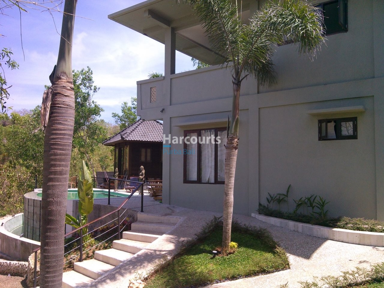 Nestled Quiet Private Road For Sale