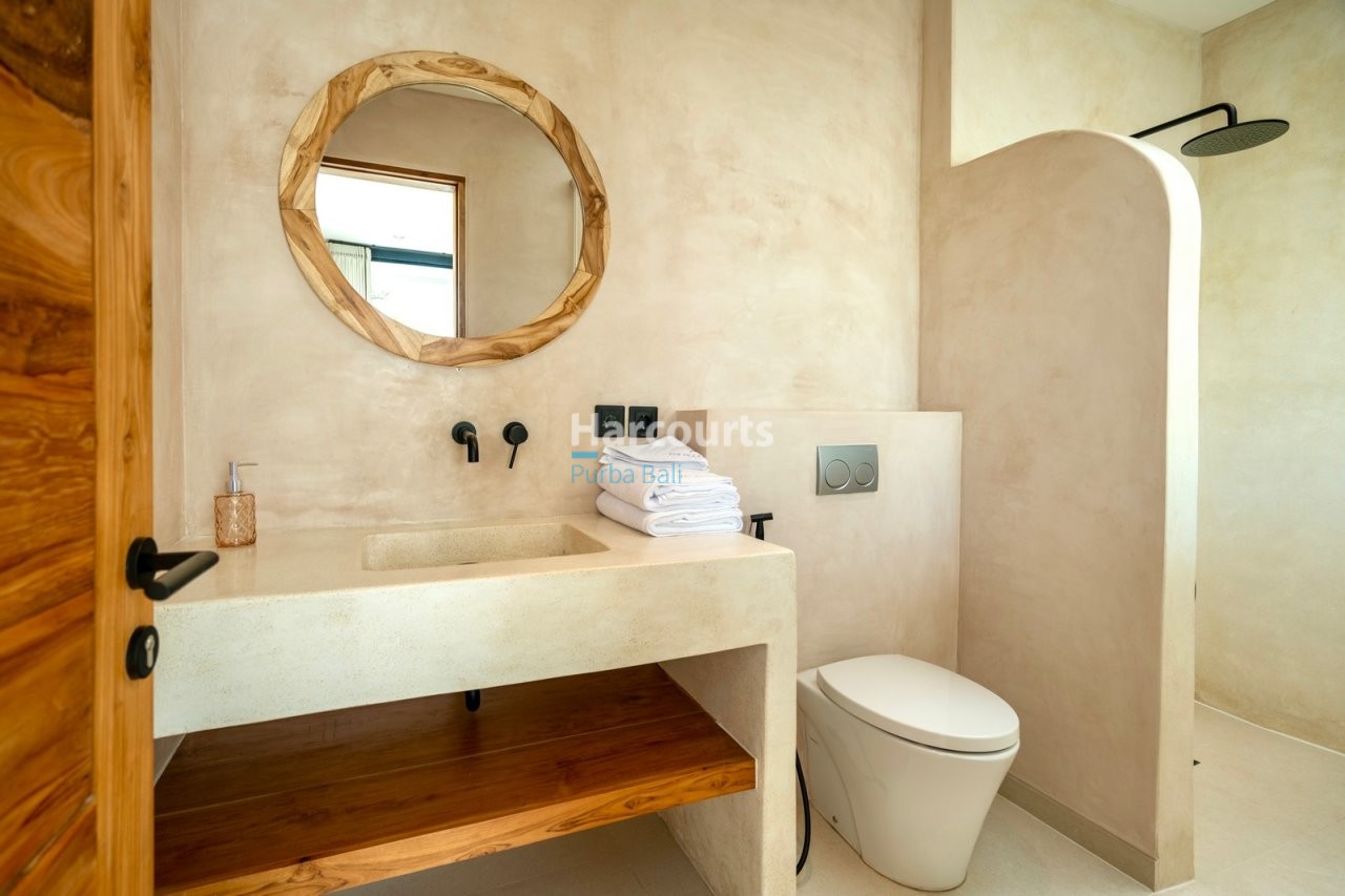 Padonan Newly Completed Fully Leasehold Opportunity