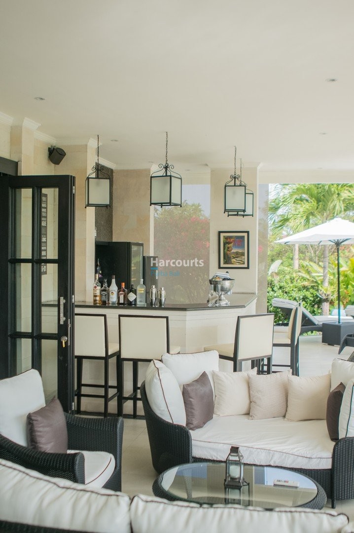 Set Desirable Canggu This Freehold Ownership