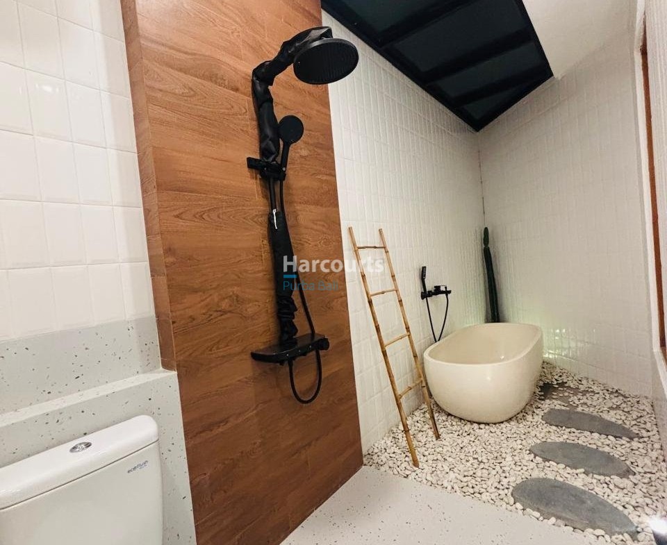 Set Desirable Kerobokan This Luxury Living