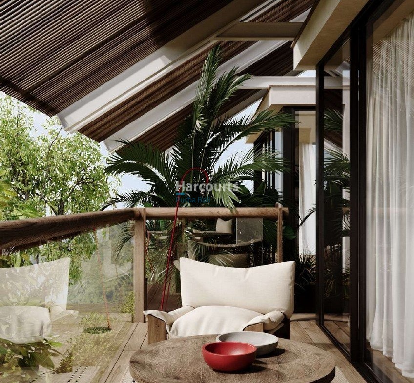 Set Peaceful Coastal Enclave Leasehold Opportunity