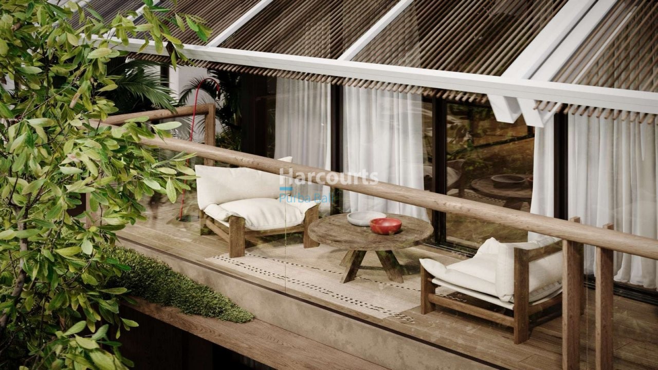 Set Peaceful Coastal Enclave Ocean Breeze