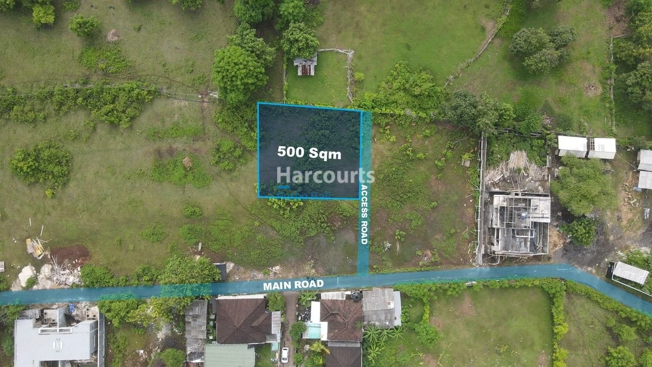 This Rare 500m Flat Luxury Living