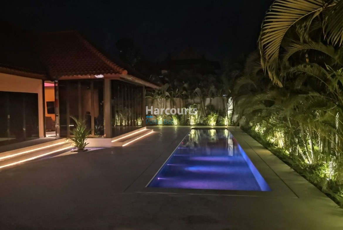 Editorial Set Coveted Oberoi Ricefield View