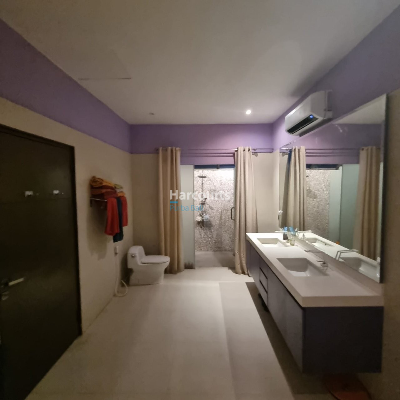 Editorial Set Coveted Oberoi Tropical Modern