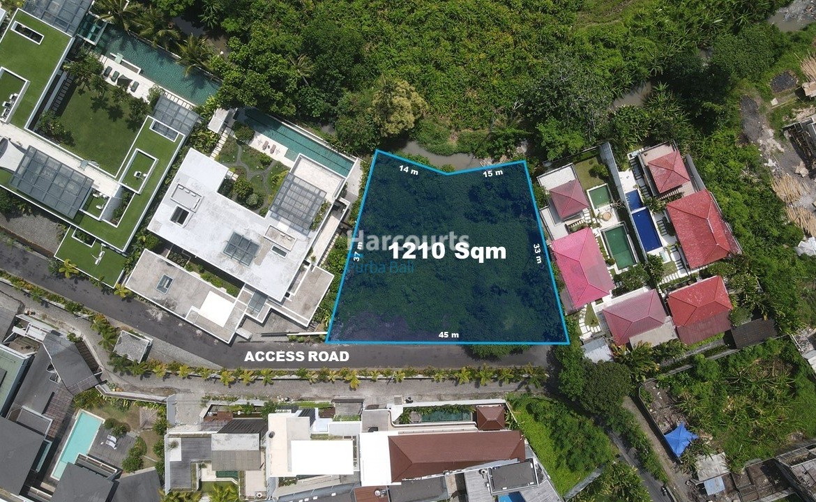 Exceptional Opportunity Secure Last Freehold Ownership