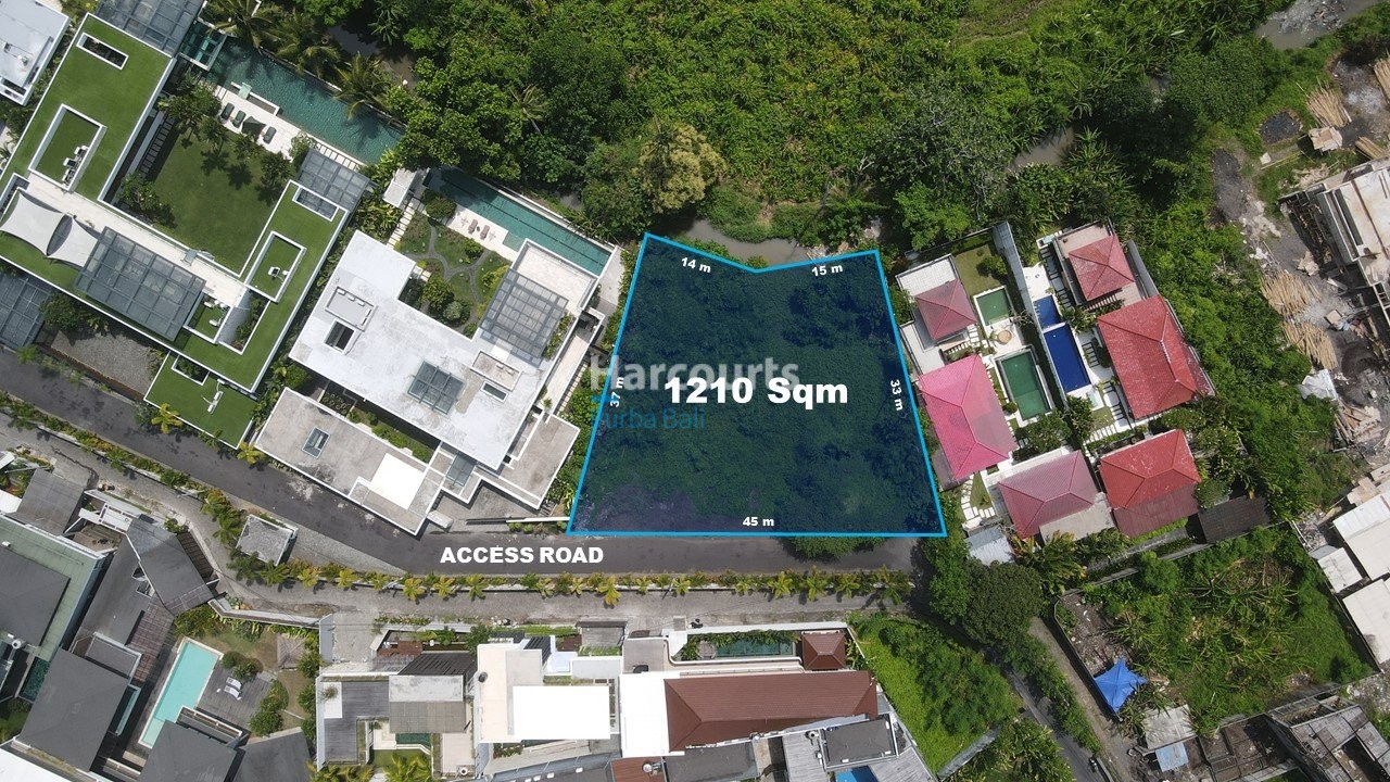 Exceptional Opportunity Secure Last Freehold Ownership