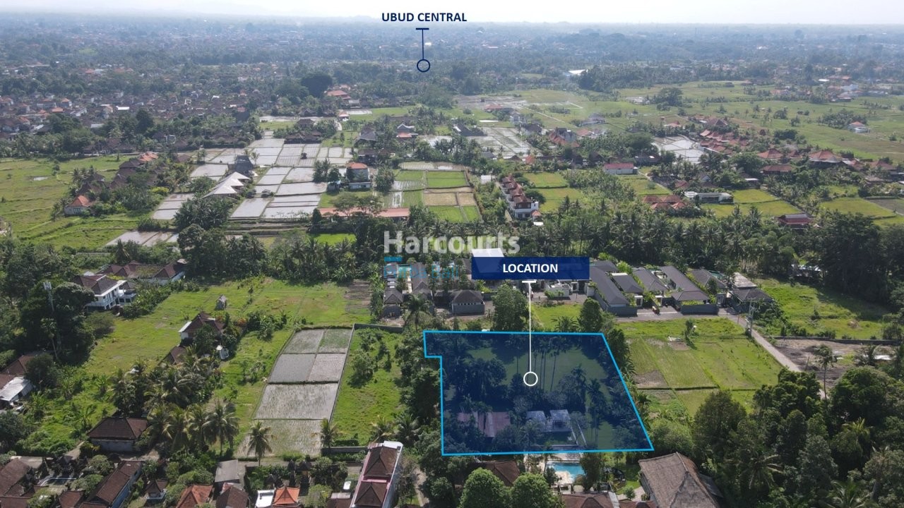 Freehold Hak Milik Land Luxury Living