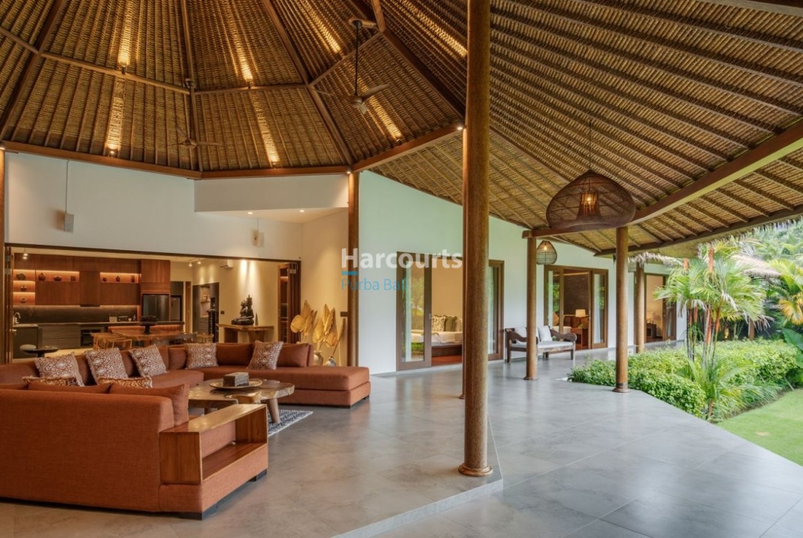 Landmark Estate Heart Canggu Swimming Pool 1