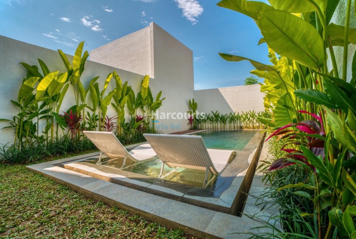 Located Coastal Enclave Pandawa Property Investment