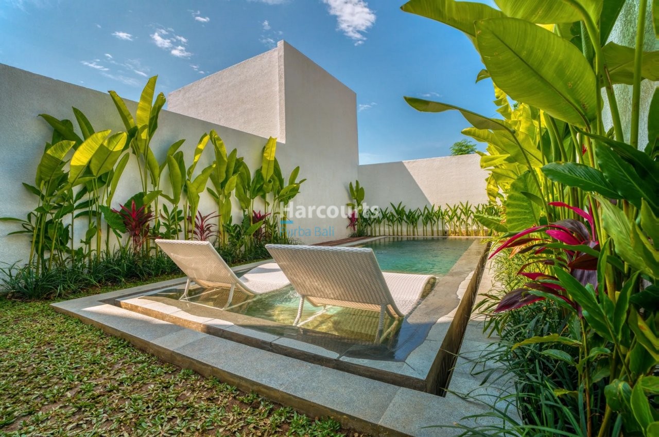 Located Coastal Enclave Pandawa Property Investment